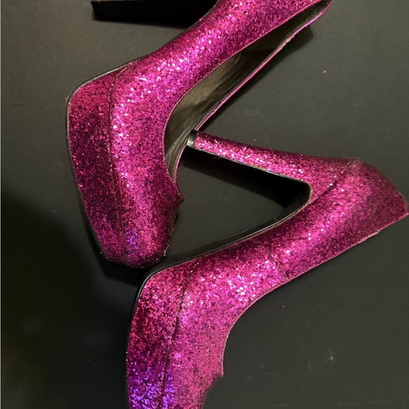 G by Guess Women's Sparkling Pink Heels - Picture 3 of 4